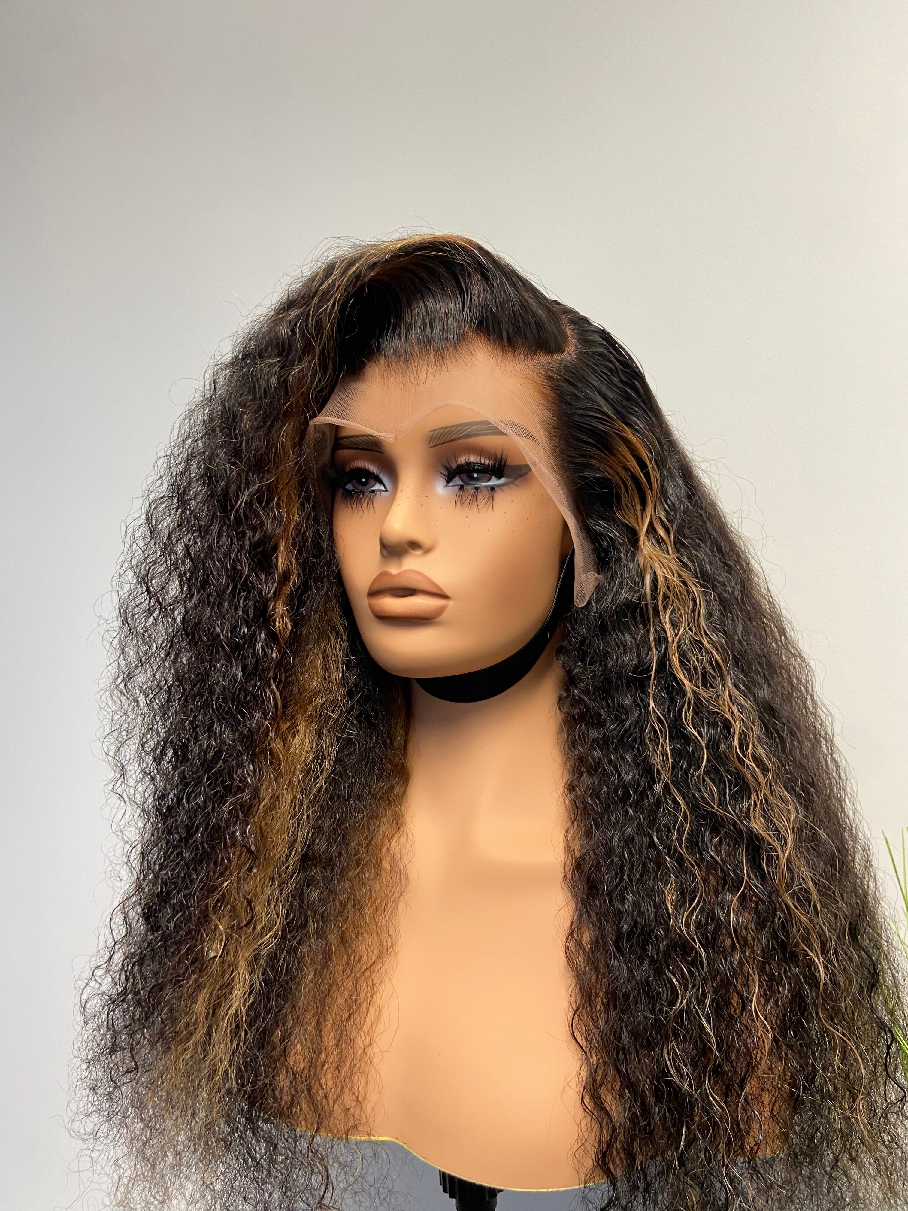 CURLY TEXTURED WIGS