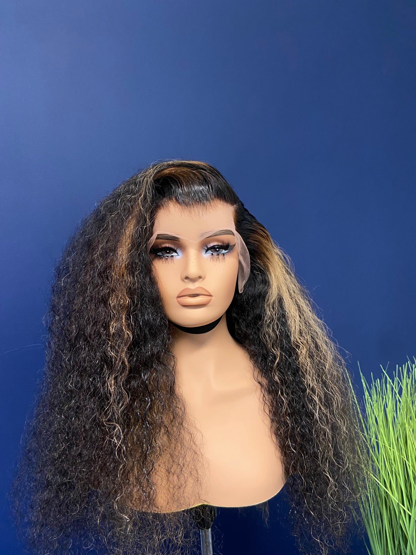 AMEERAH | Blonde Highlights Lace Frontal Wig 24” | Curly Virgin Hair