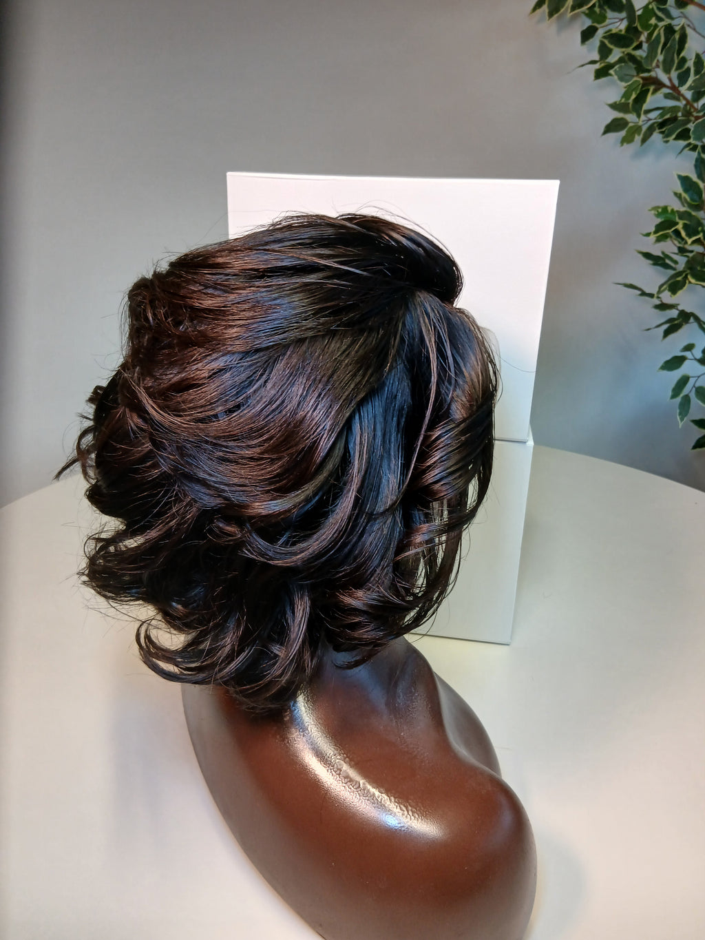 SADE | Full Lace Wig 8 inches | Human Hair | Transparent Swiss Lace